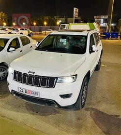 جیپ گراند شیرۆکی